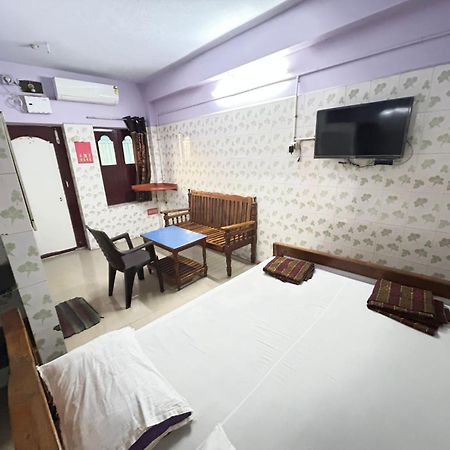 Meera Lodge Chidambaram Exterior foto