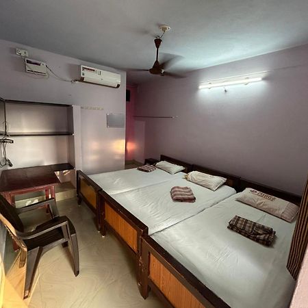 Meera Lodge Chidambaram Exterior foto