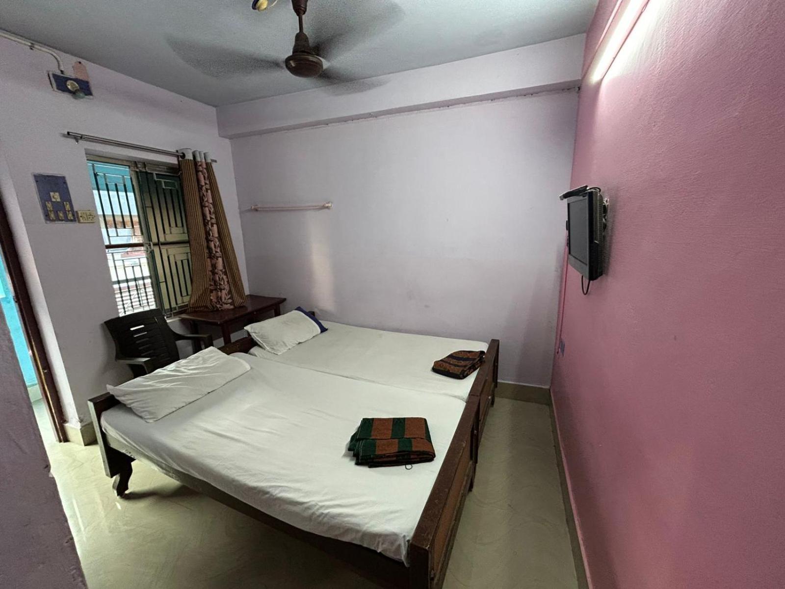 Meera Lodge Chidambaram Exterior foto